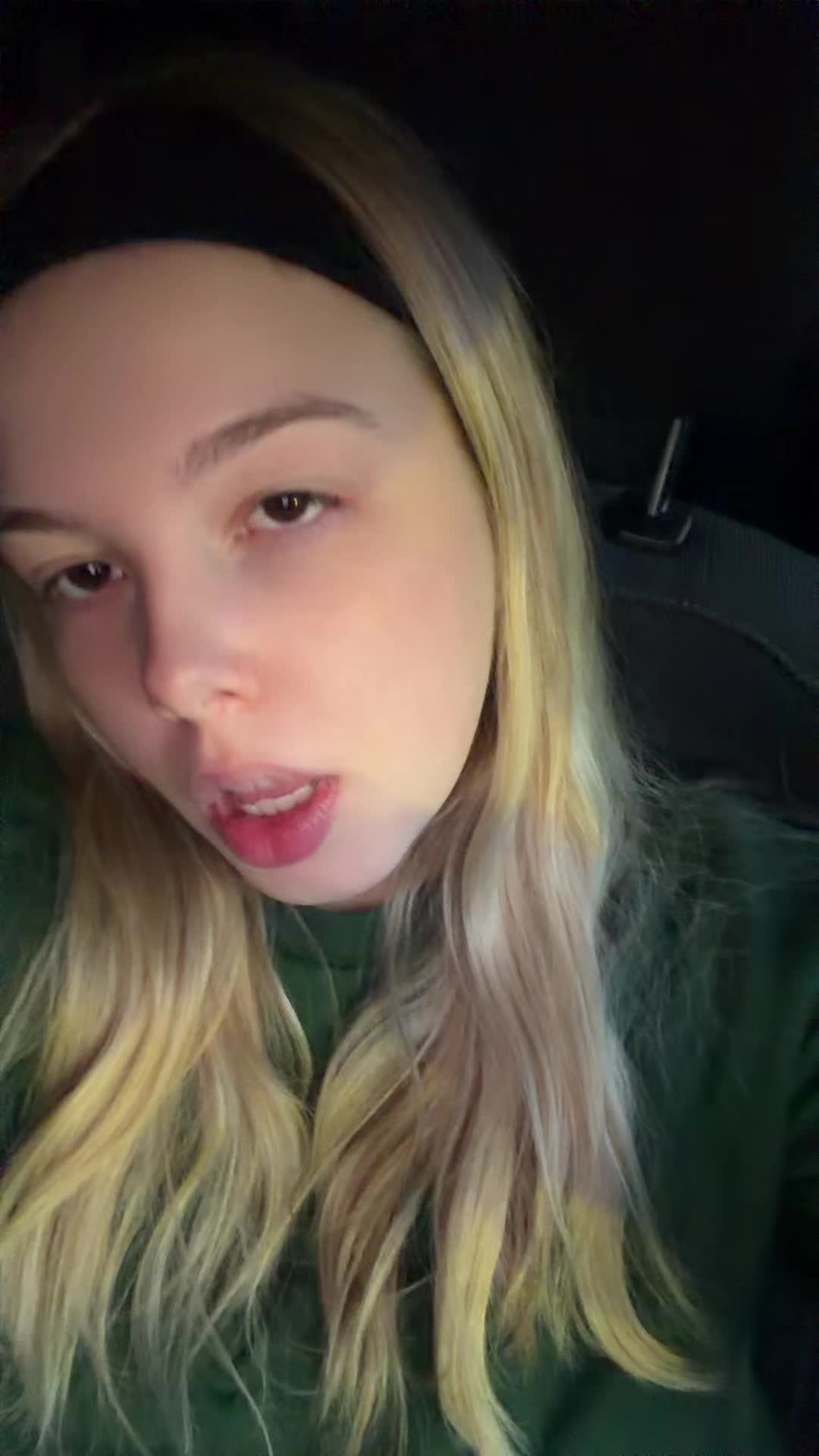 @olivia