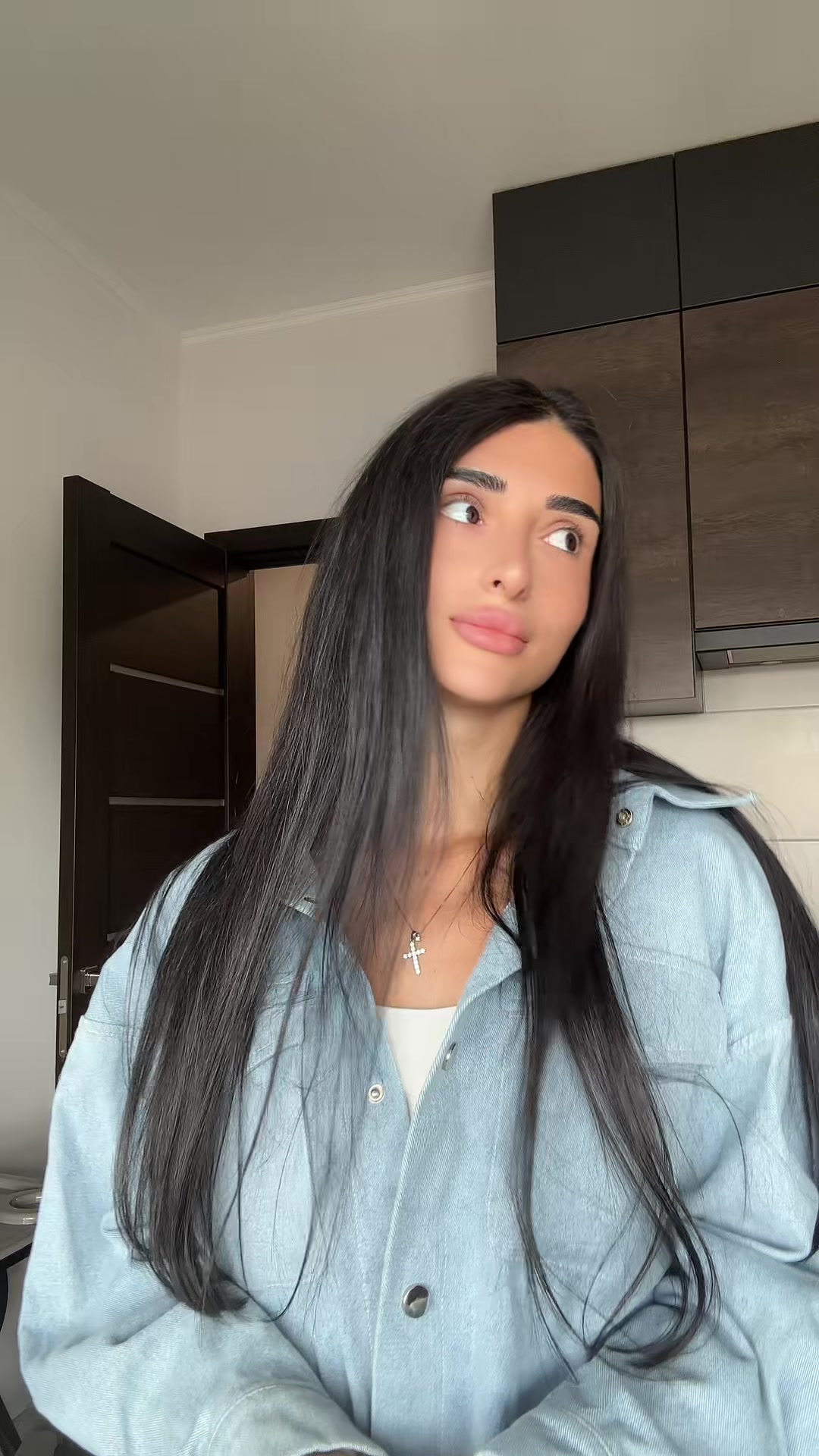 @Vera