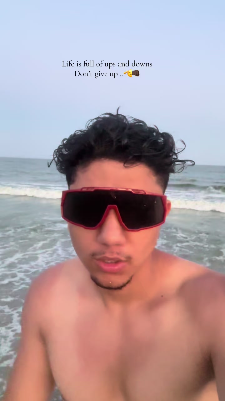 @dream_boy_aalok