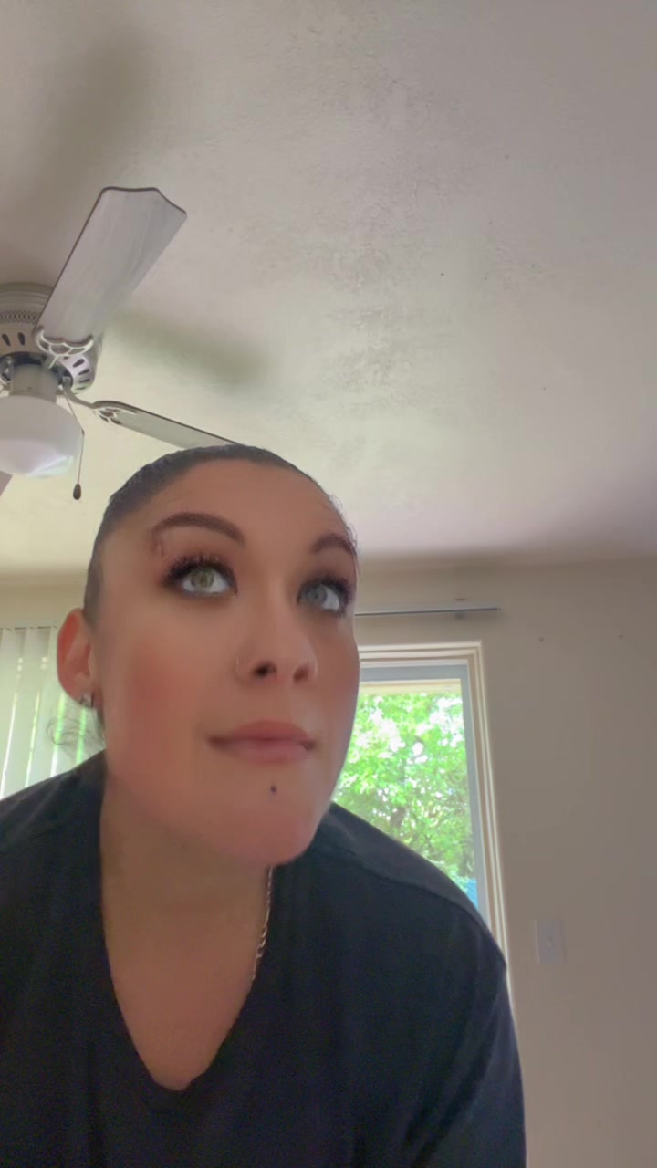 @Stephanie 🏳️🌈