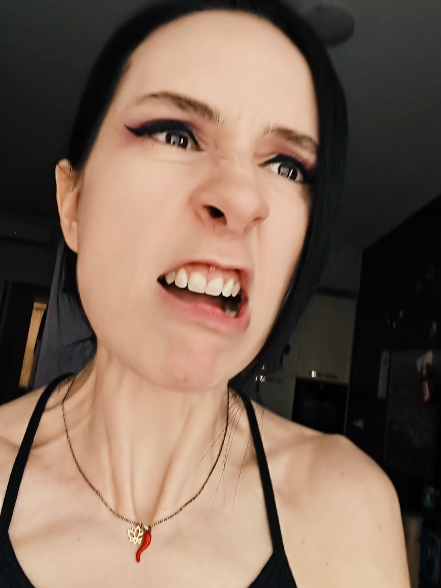 @Jokerina