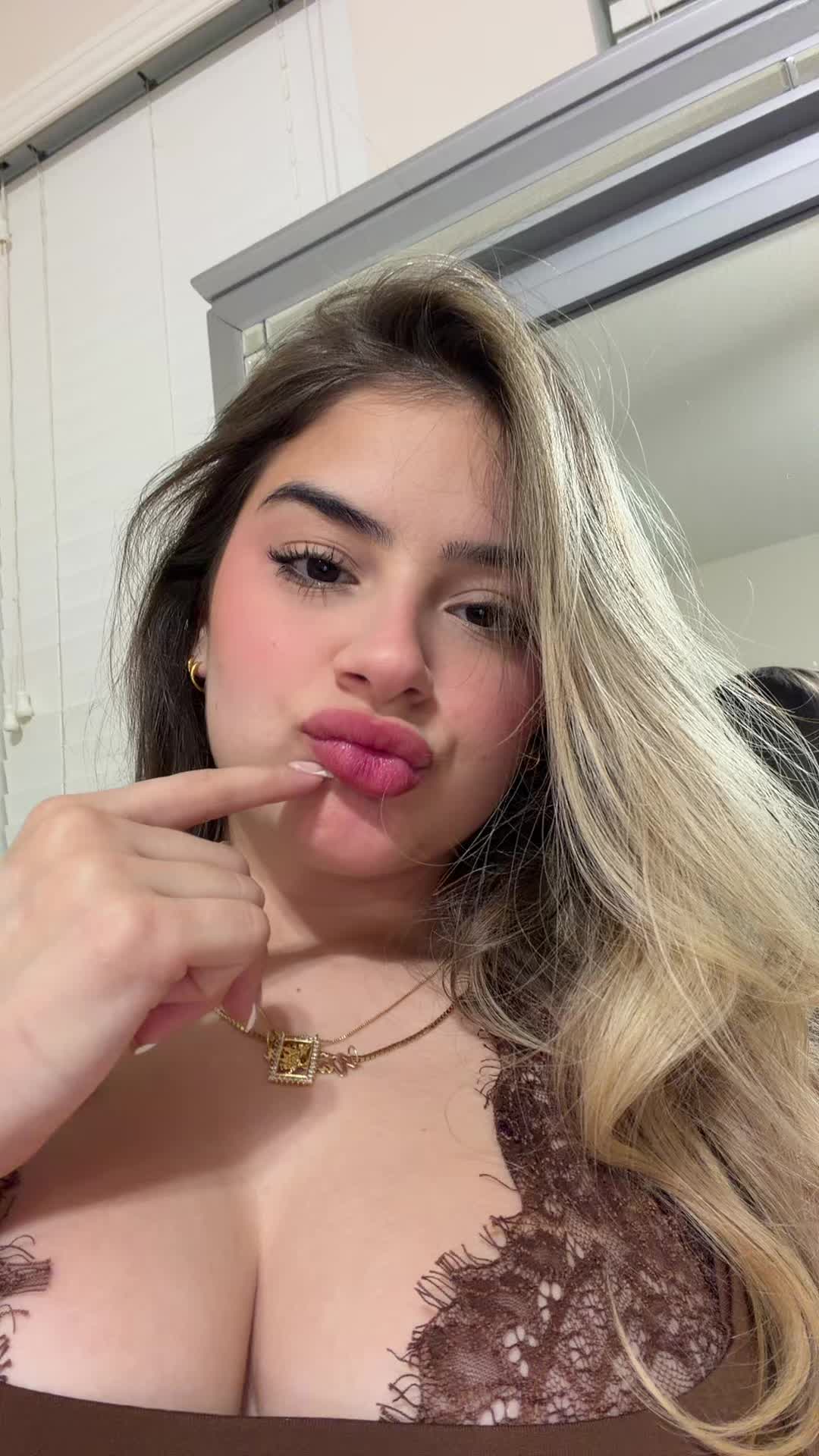 @𝘝𝘷👸🏼