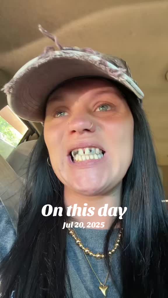 @Lacie Holmes 🍊🛒