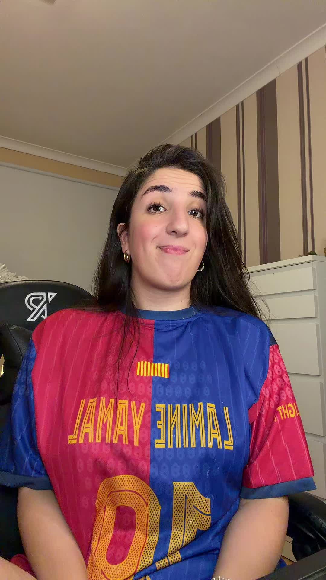 @Raniaiaia