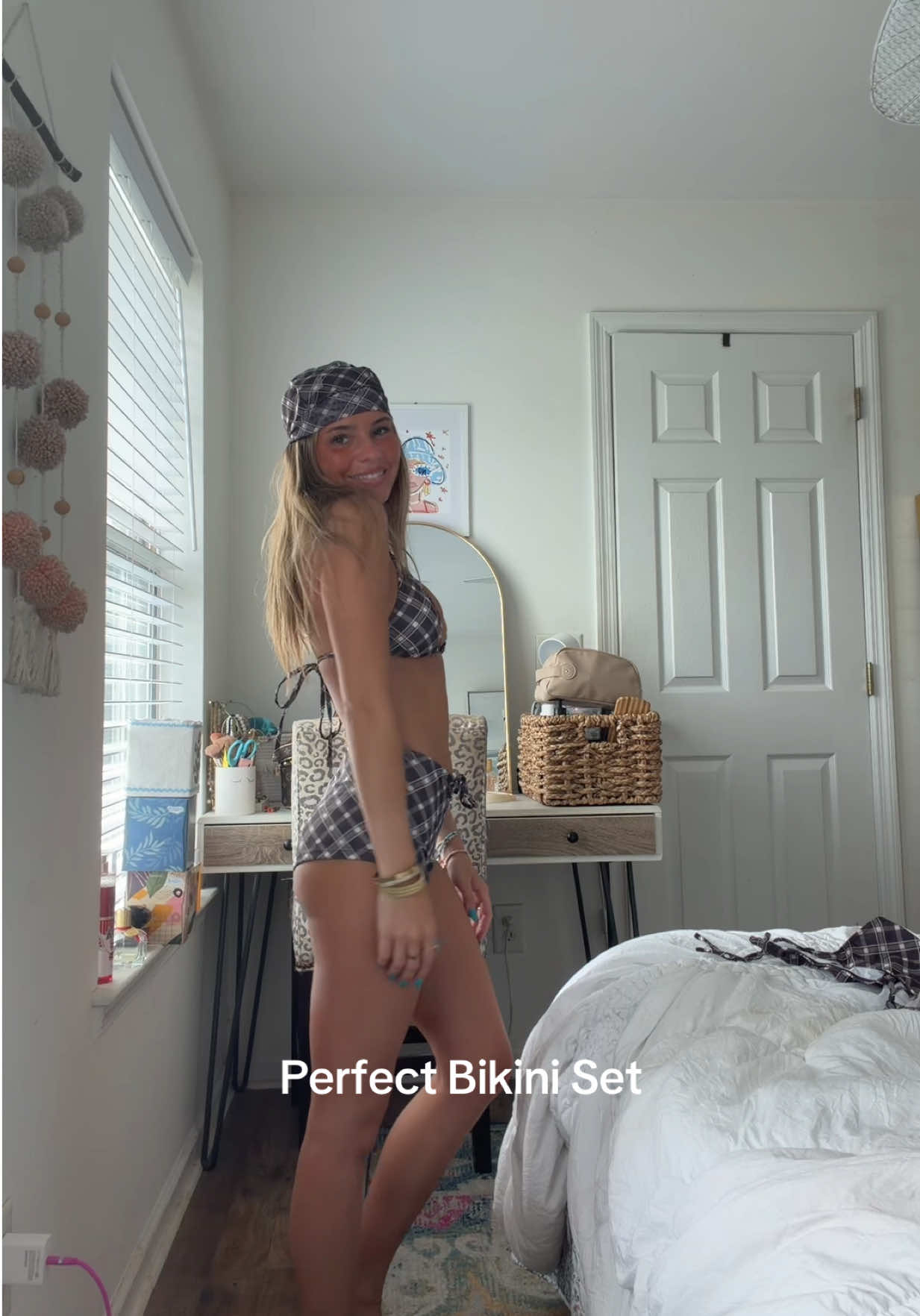 @ameliakwebster