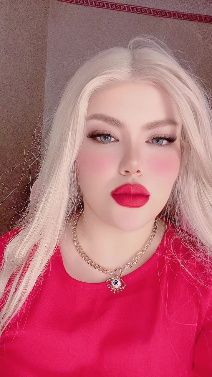 @👑🩷Diva la poupée🩷👑