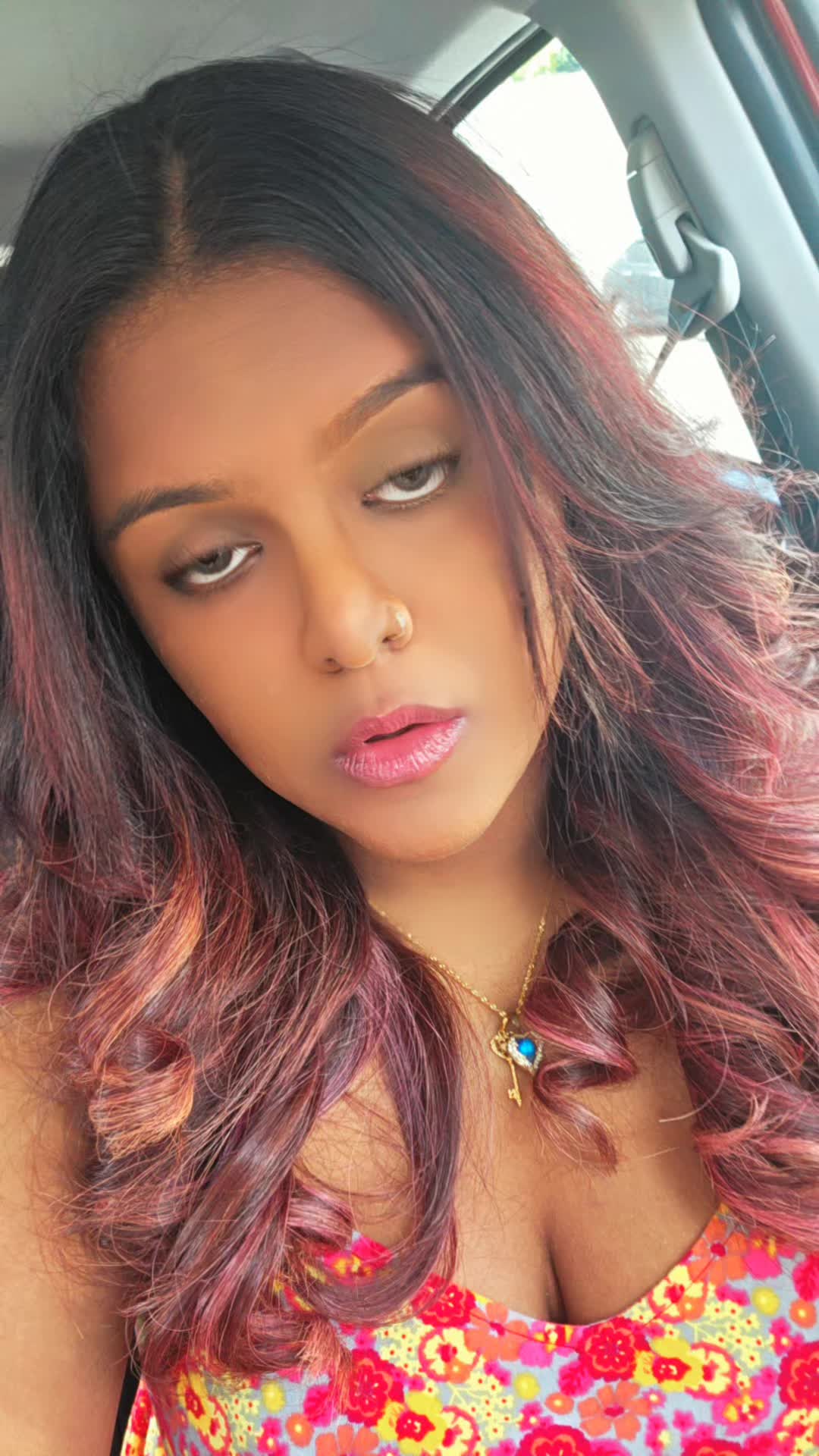 @indianceyloneseladiki