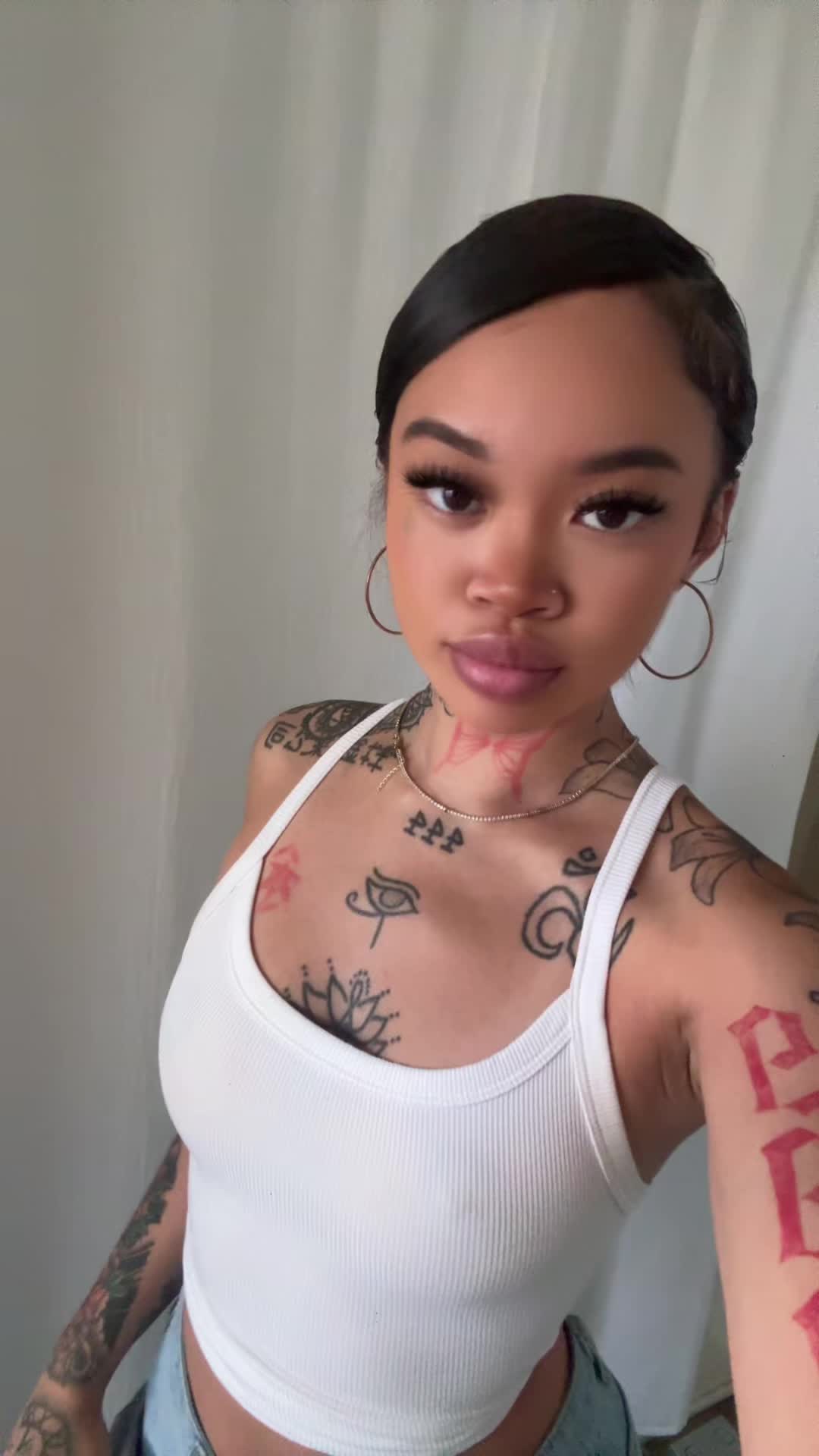 @Angela