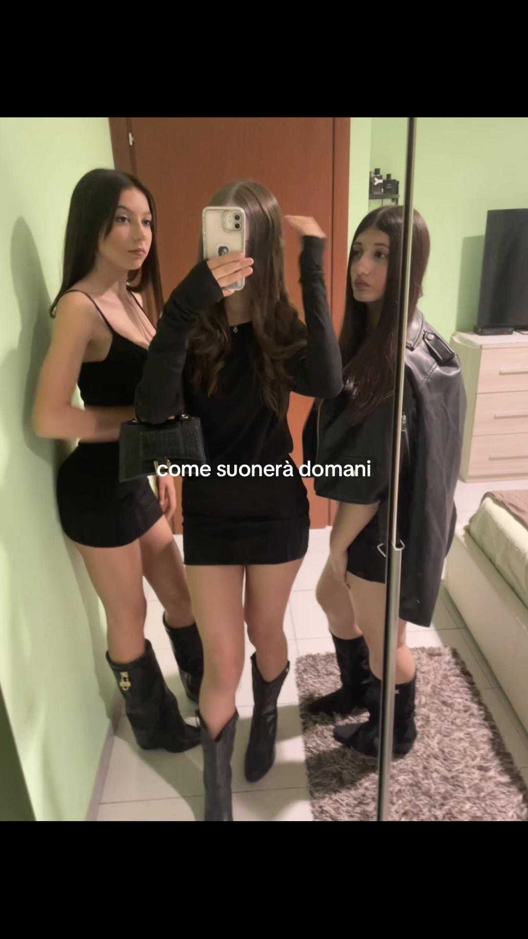 @️
