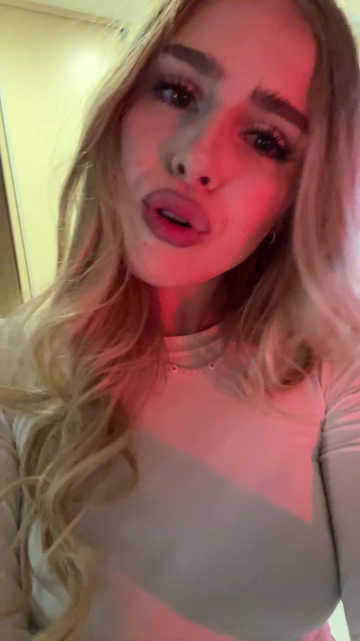 @Ариша Муравьёва