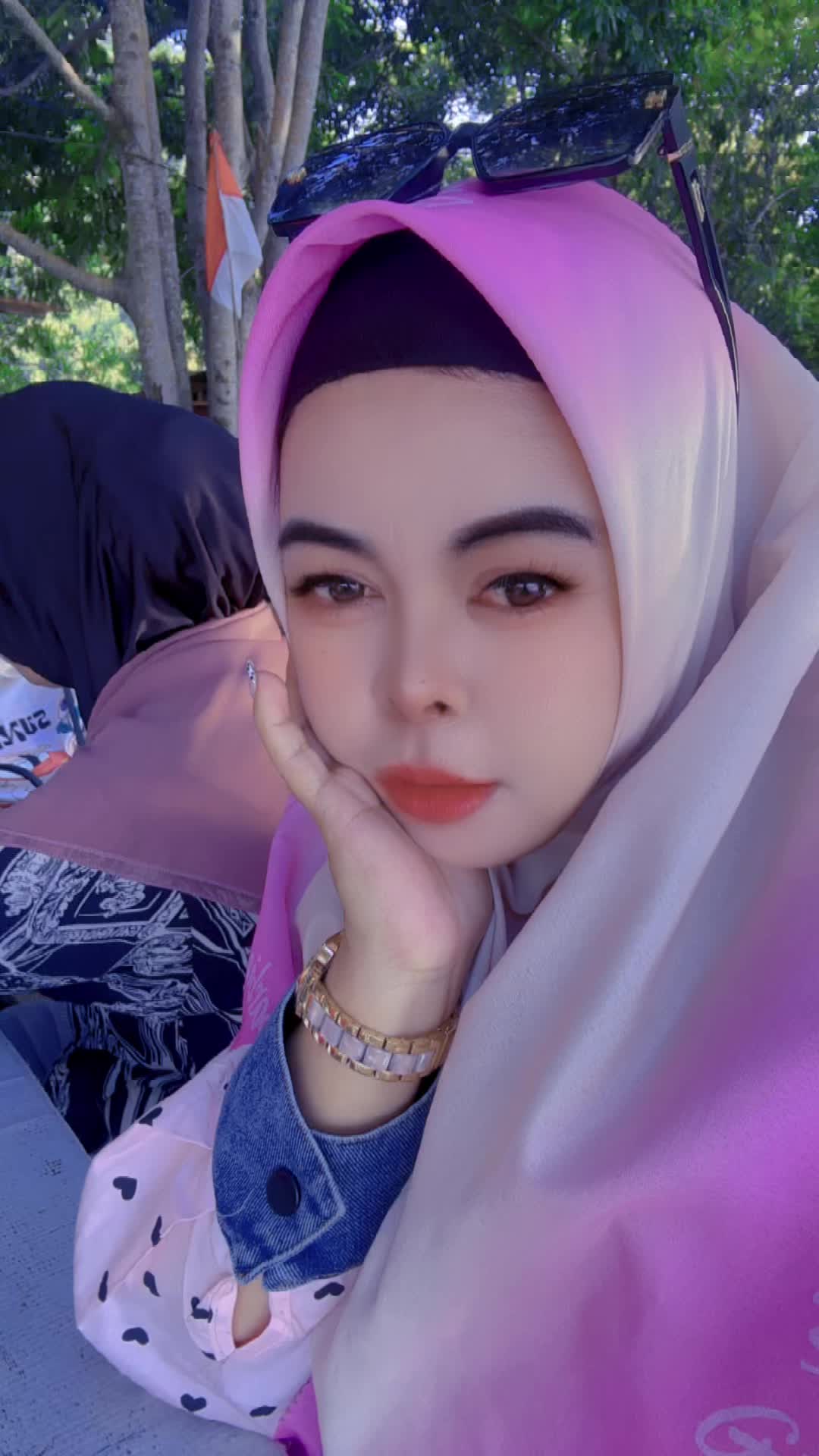 @𝐁𝐞𝐫𝐥𝐢𝐚𝐧⁸⁸ ˚.🎀༘⋆