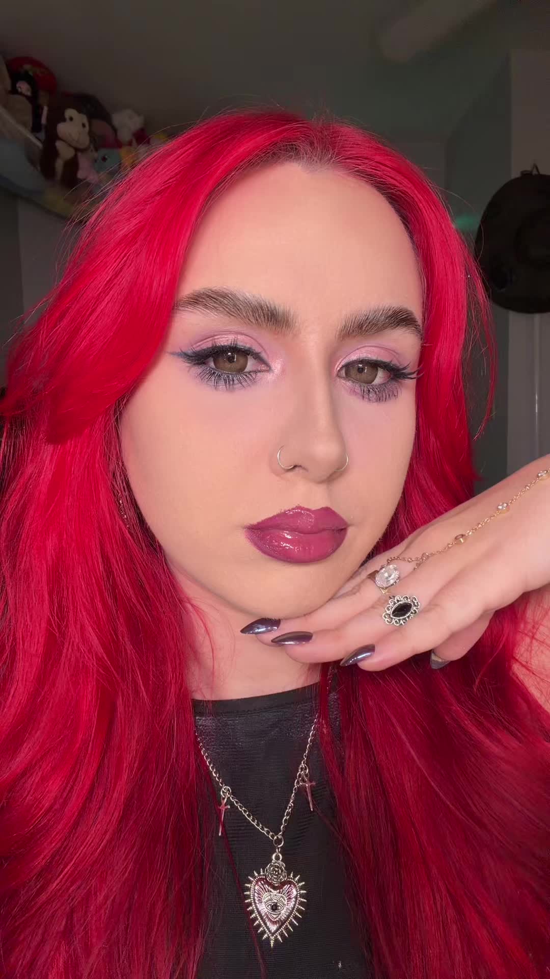 @simiviolet