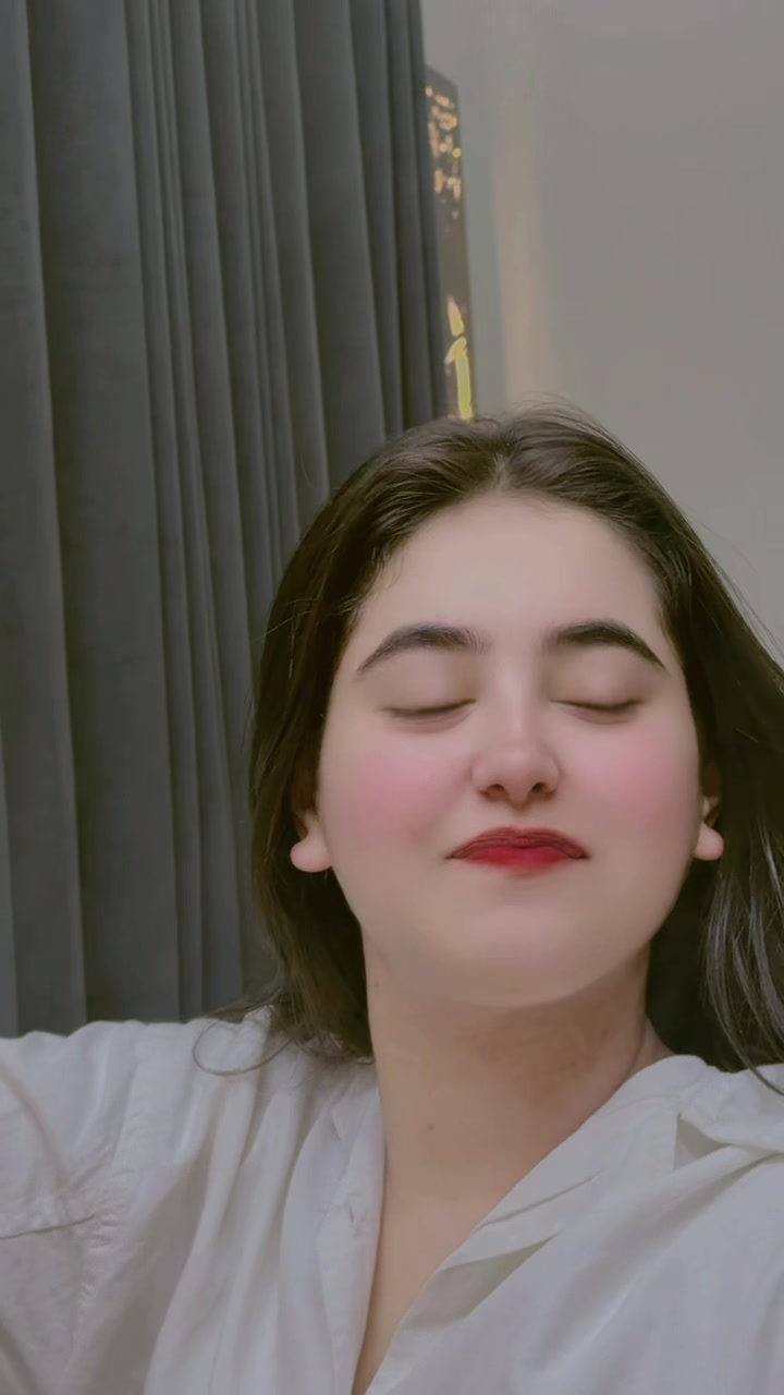 @Khadija_hashmii