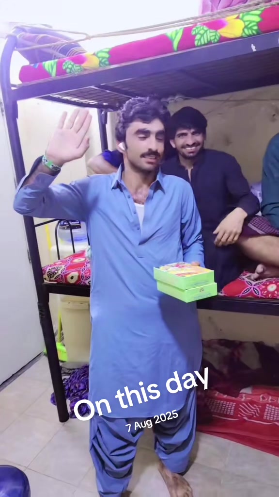 @🇦🇪✈️🇵🇰کنگ بوس سرور جکرانی