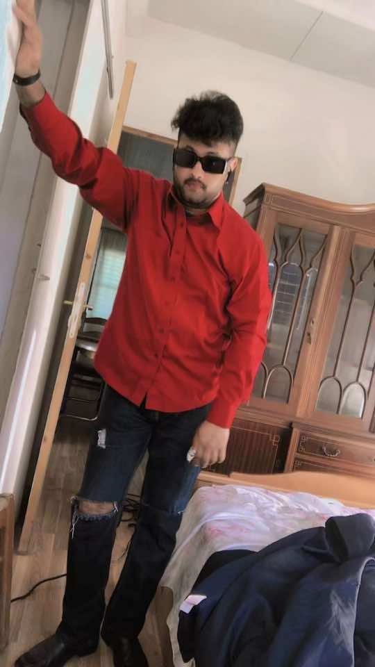 @Roshan Thapaliya 🇵🇹🇧🇪