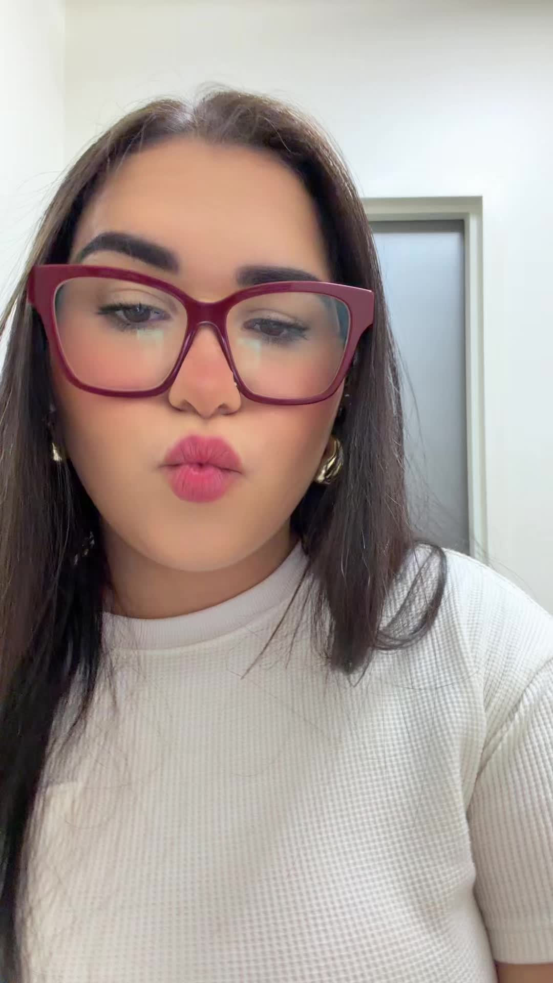 @Nehynalit Adames