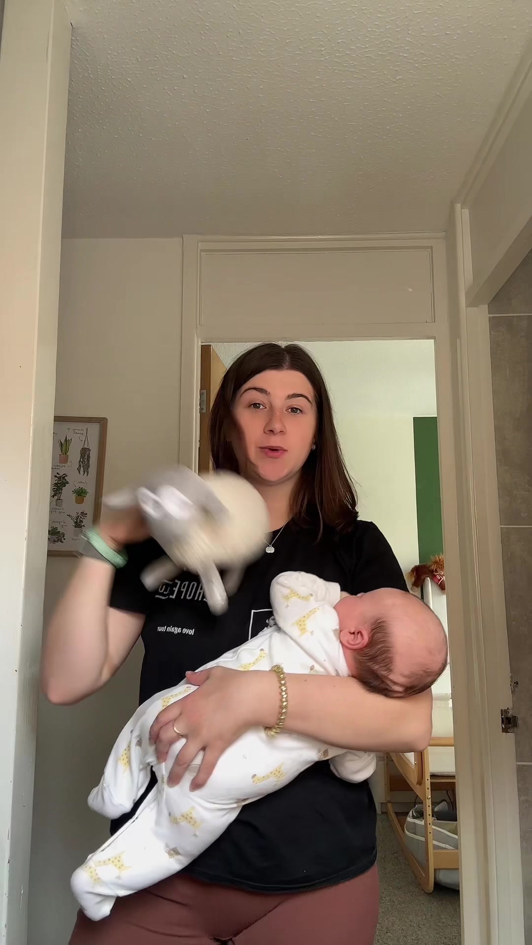 @izzyandtwo