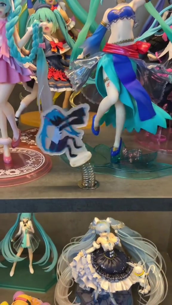 @Link in bio(mikufandom.com)