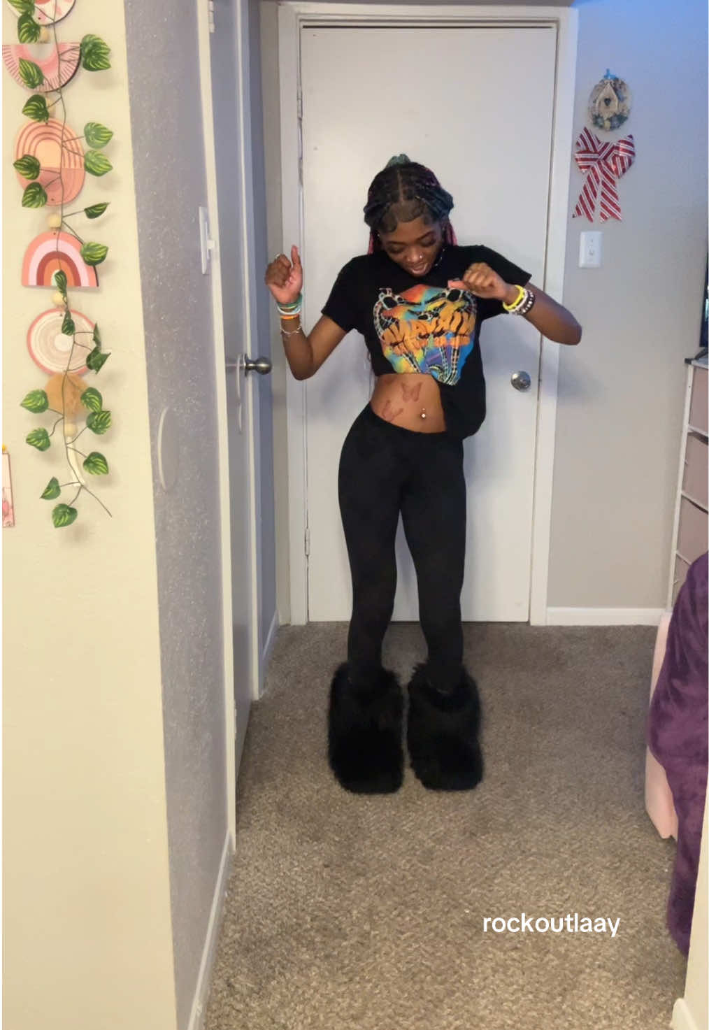 @rockoutlaay