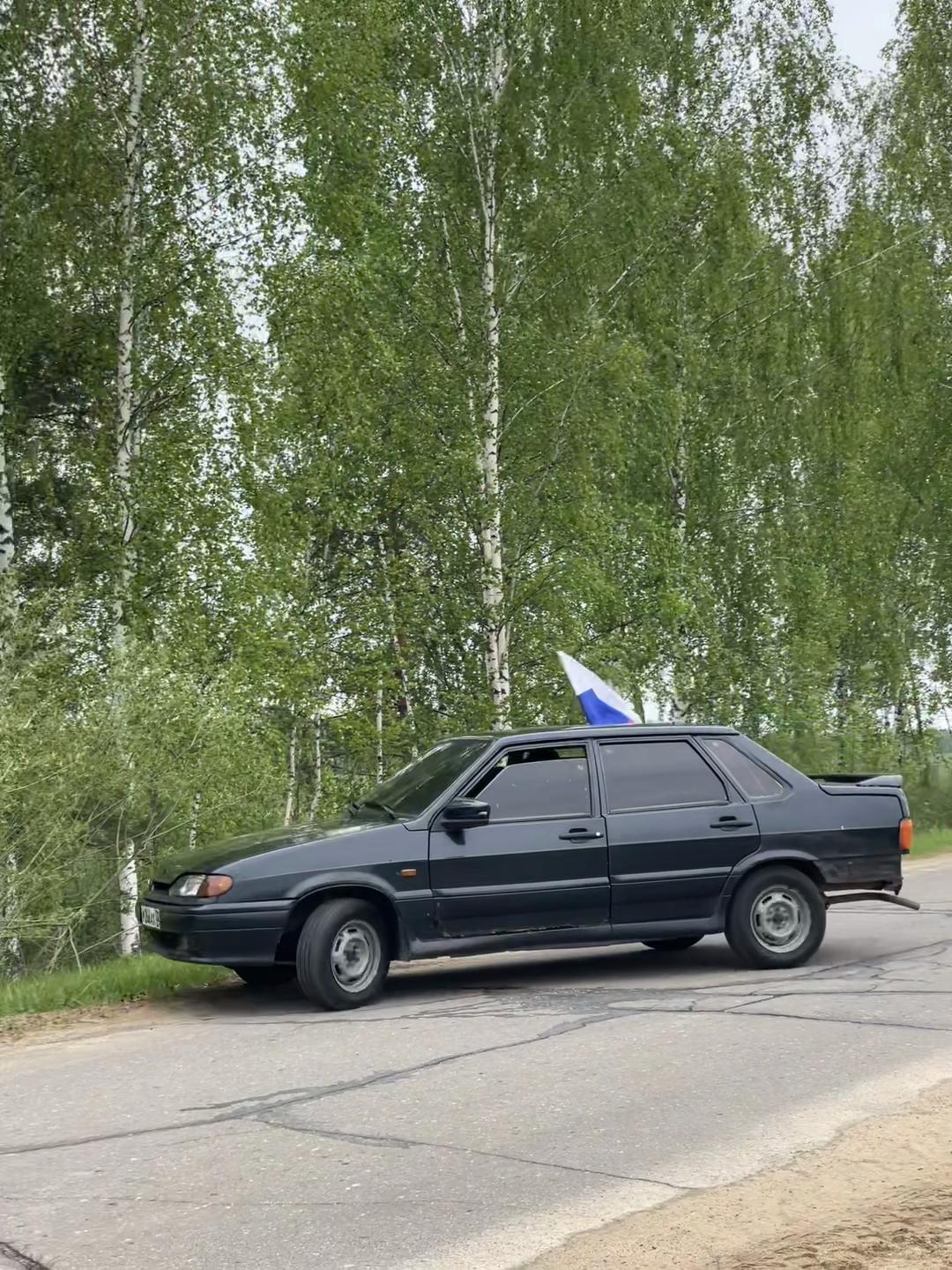 @тот самый на 15 ке 🖤