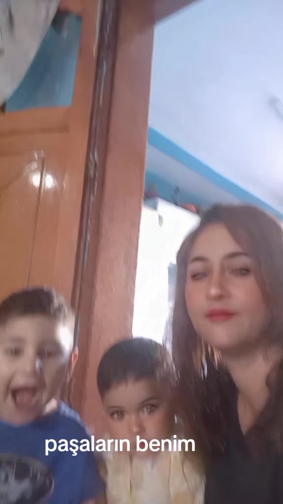 @H&uuml;nkar Hayat