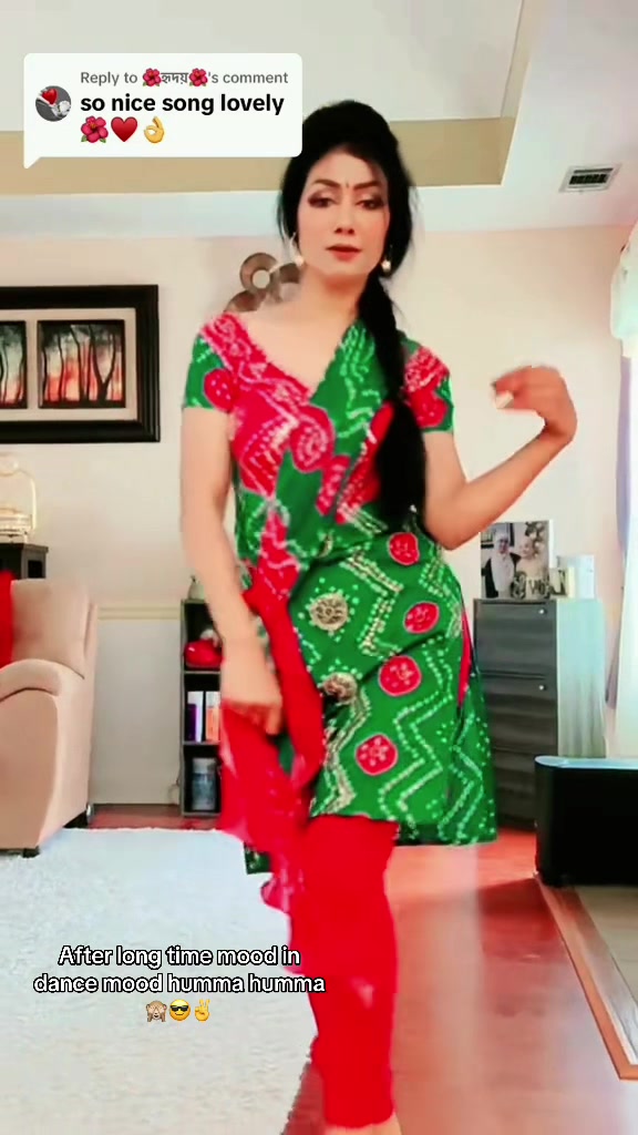 @Zoya the YouTube queen 👸✅1