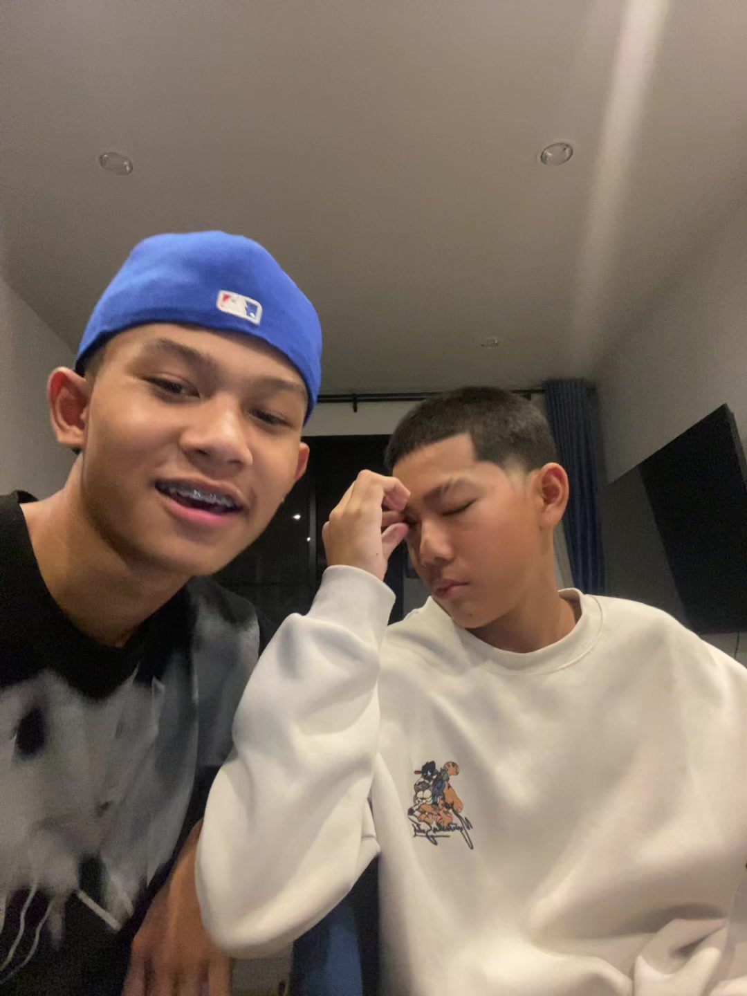 @รัชชานนท์