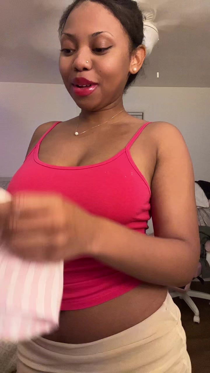 @hi im chloe 🍓