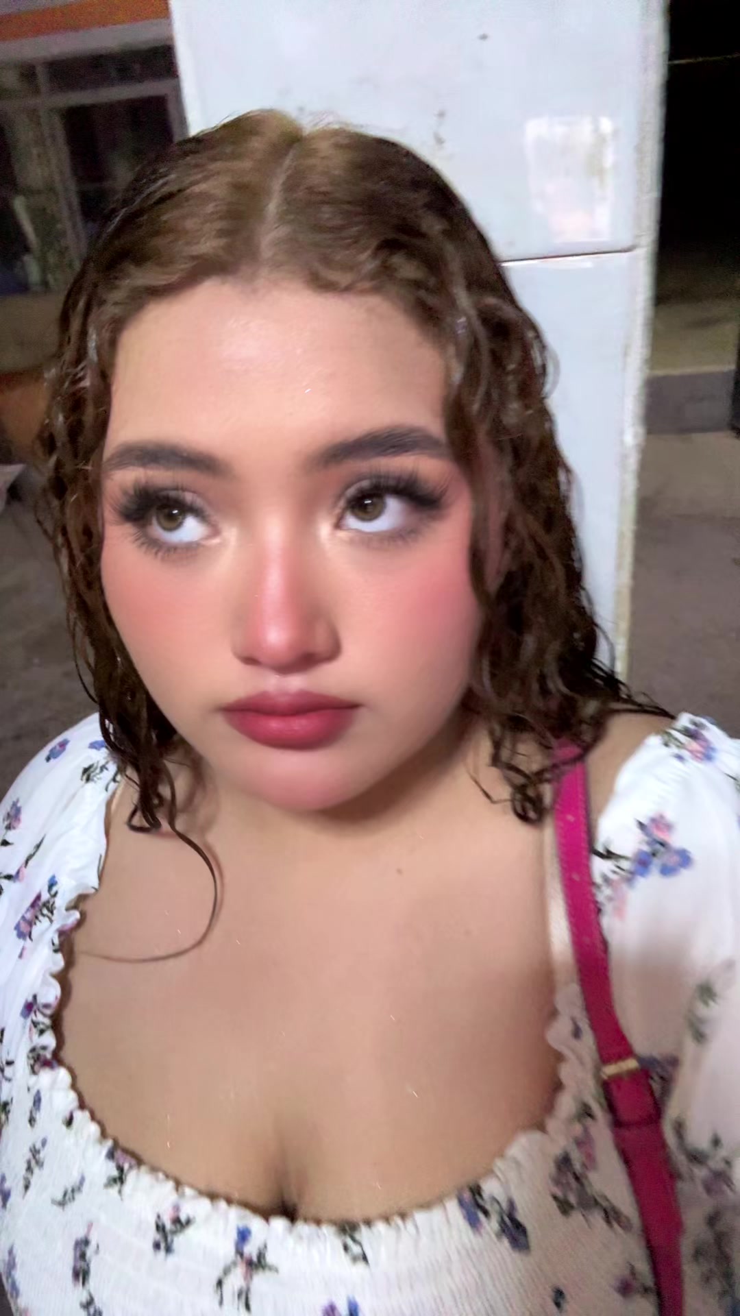 @L22💋