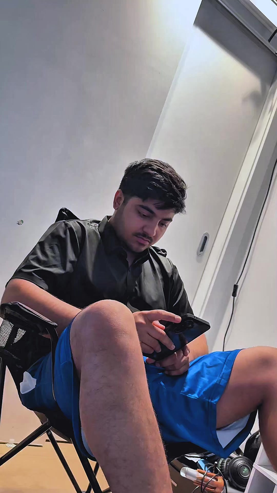 @Eenu🇳🇵🇨🇦