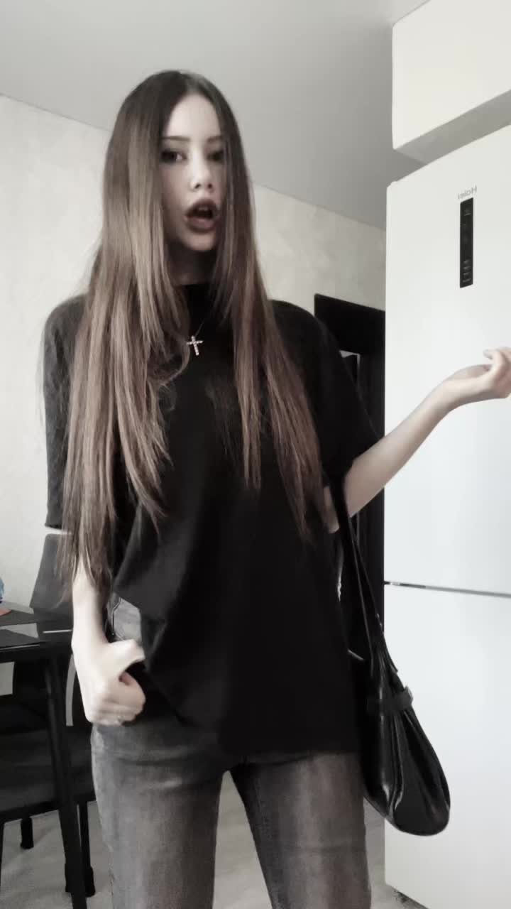 @ТГК- Кариночка мурр🖤