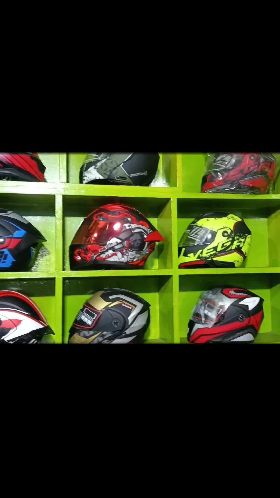 @Helmet zone Fida autos