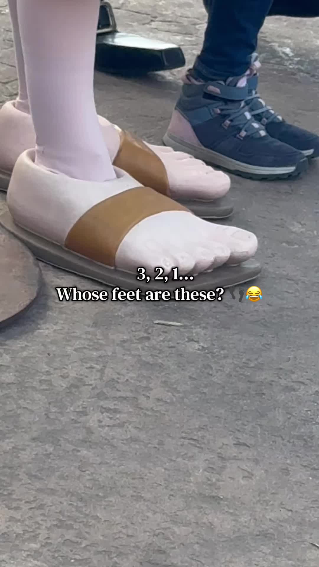 @themousemoments