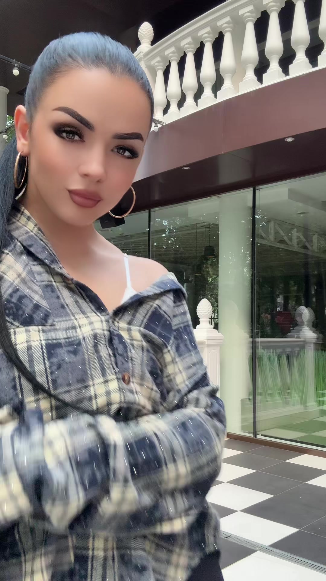 @Alinuța 💣👑