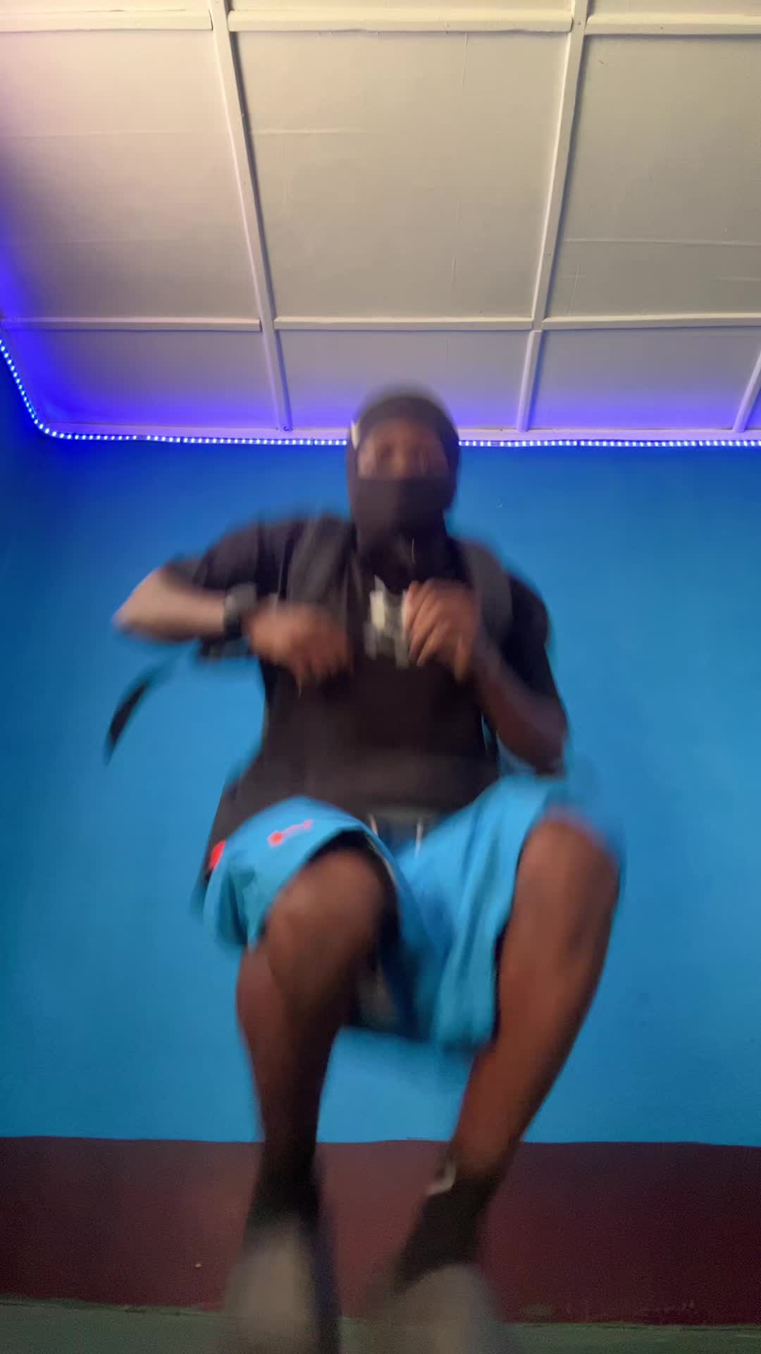 @๐๐๐๐๐๐๐๐๐๐ฅท๐พ๐ซ