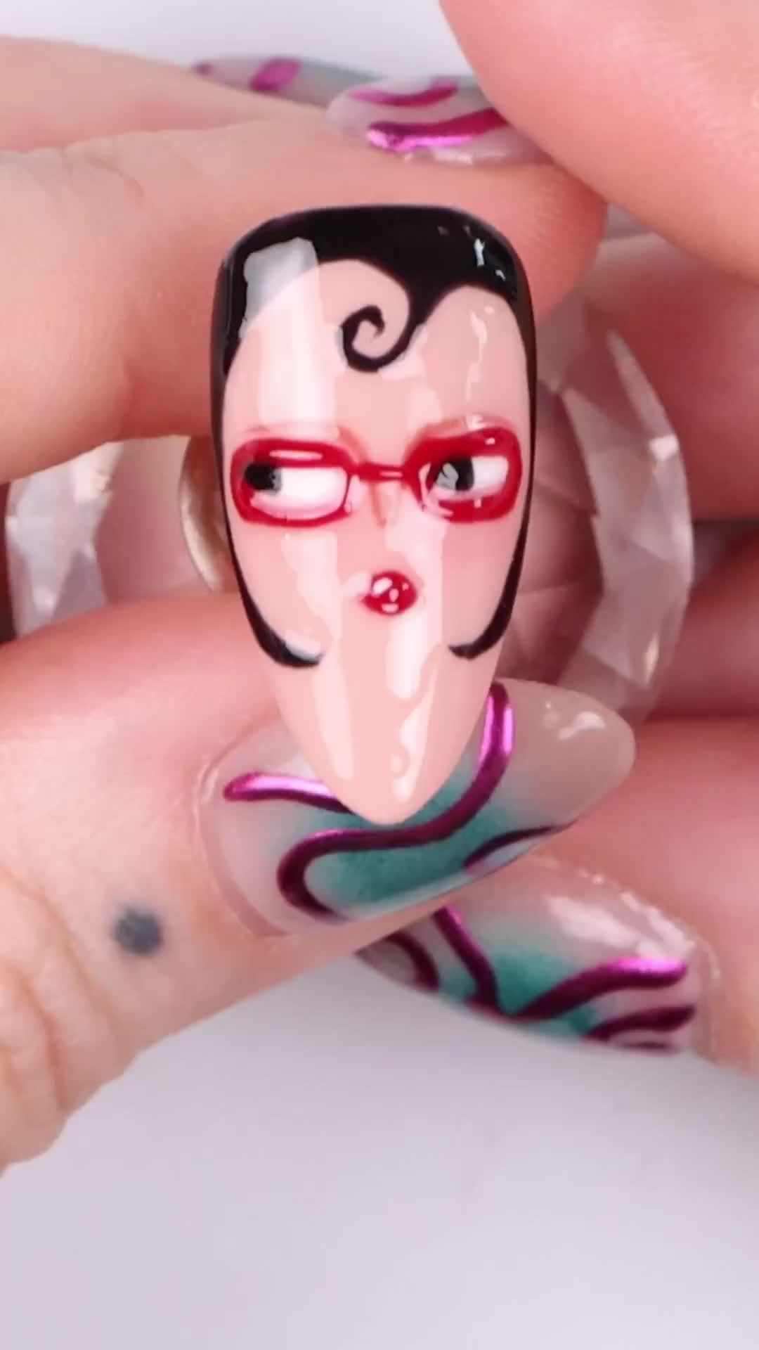 @Naio Nails