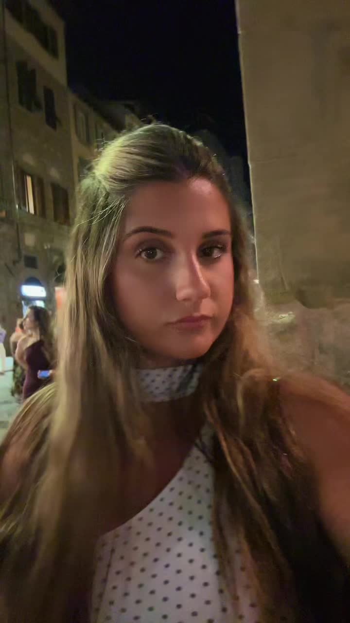 @julessalbanese