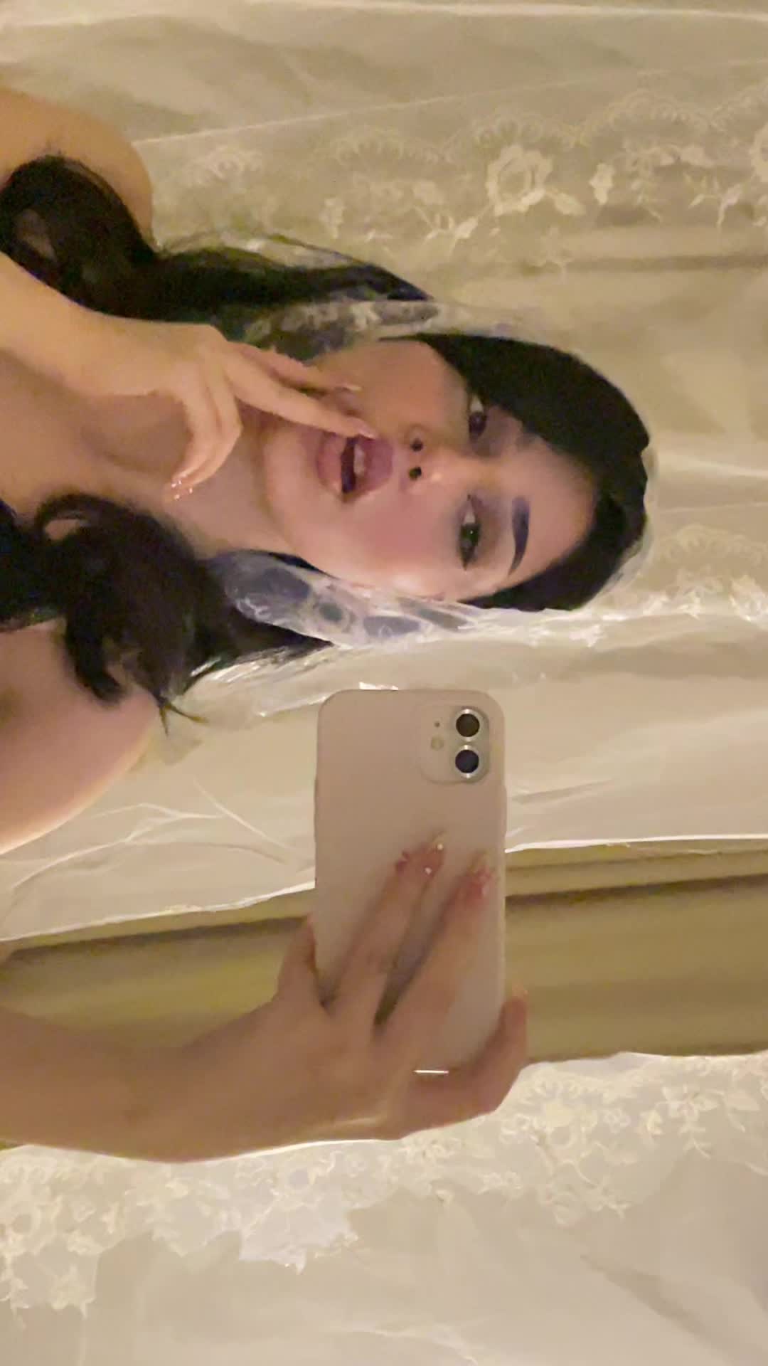@atheeennn