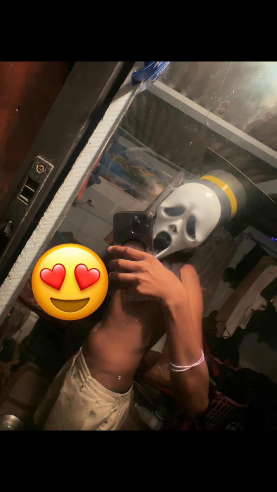 @_.lashup._