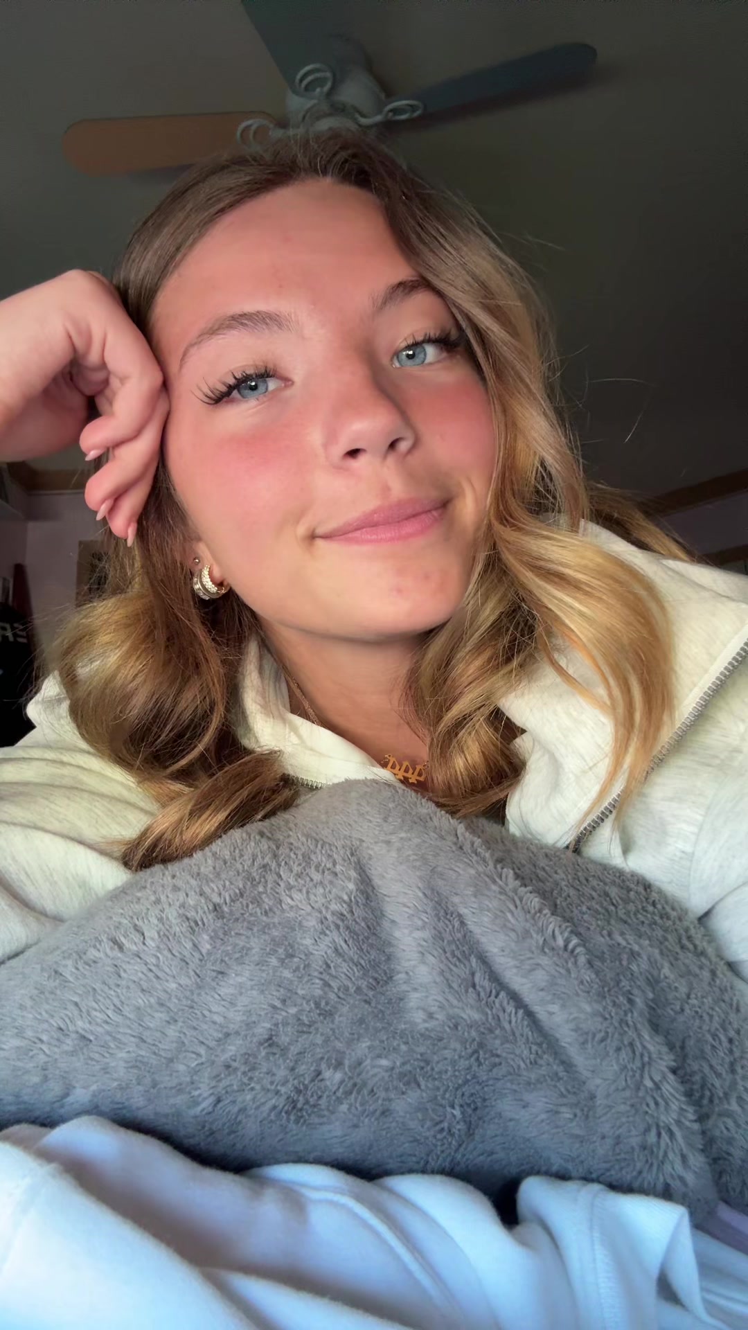 @Laney._spams
