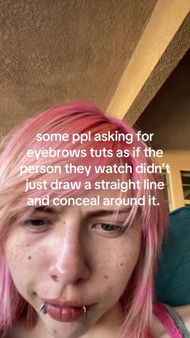 @_.Mothgirl._