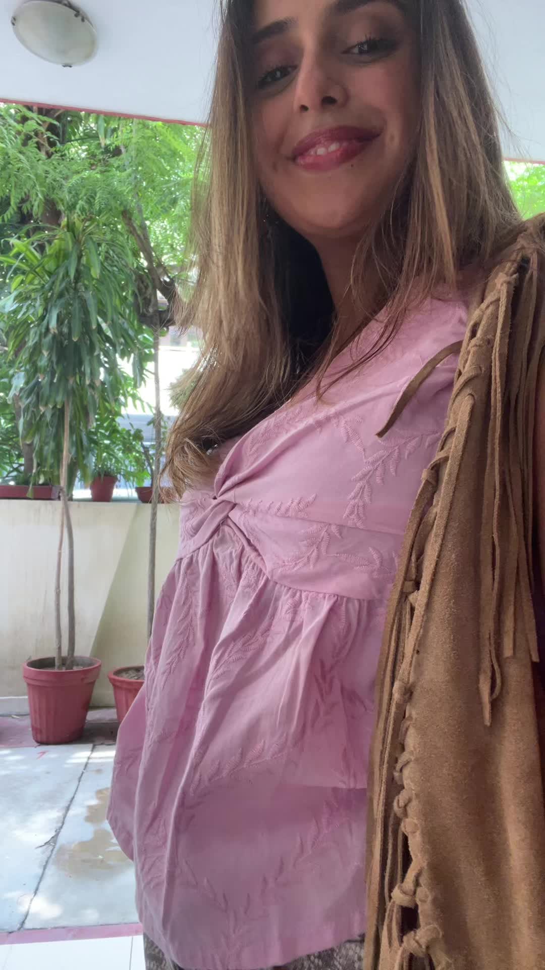 @Tarushi ✨