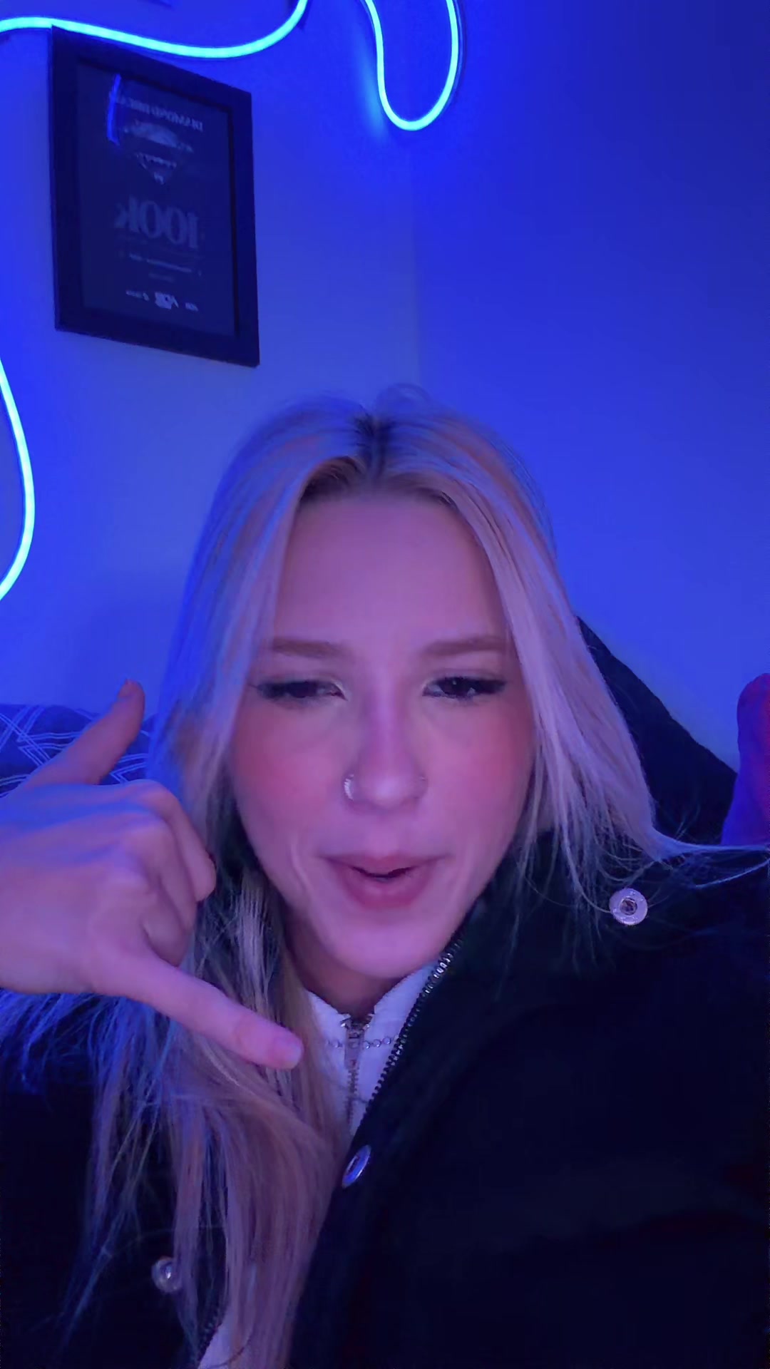 @Bibi