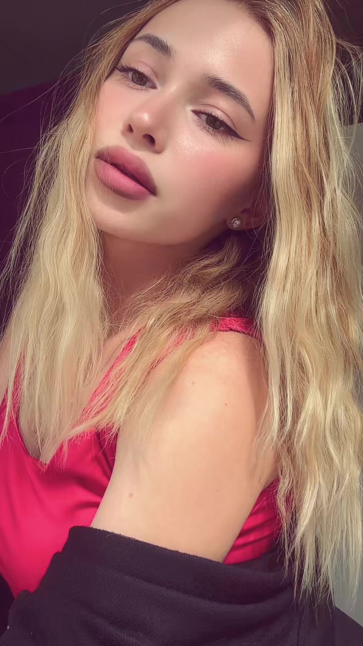 @𝓐𝓵𝔂𝓪 🧸