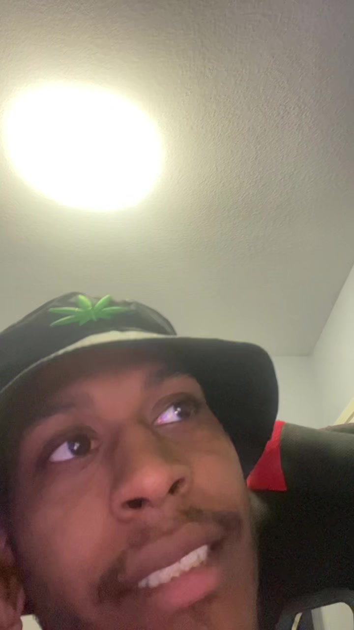 @NerddBoii ๐ณ๏ธ๐๐ฎ