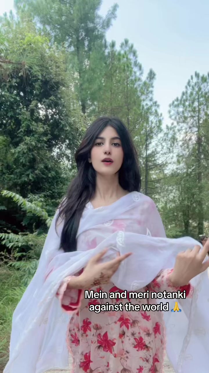 @Neha👾