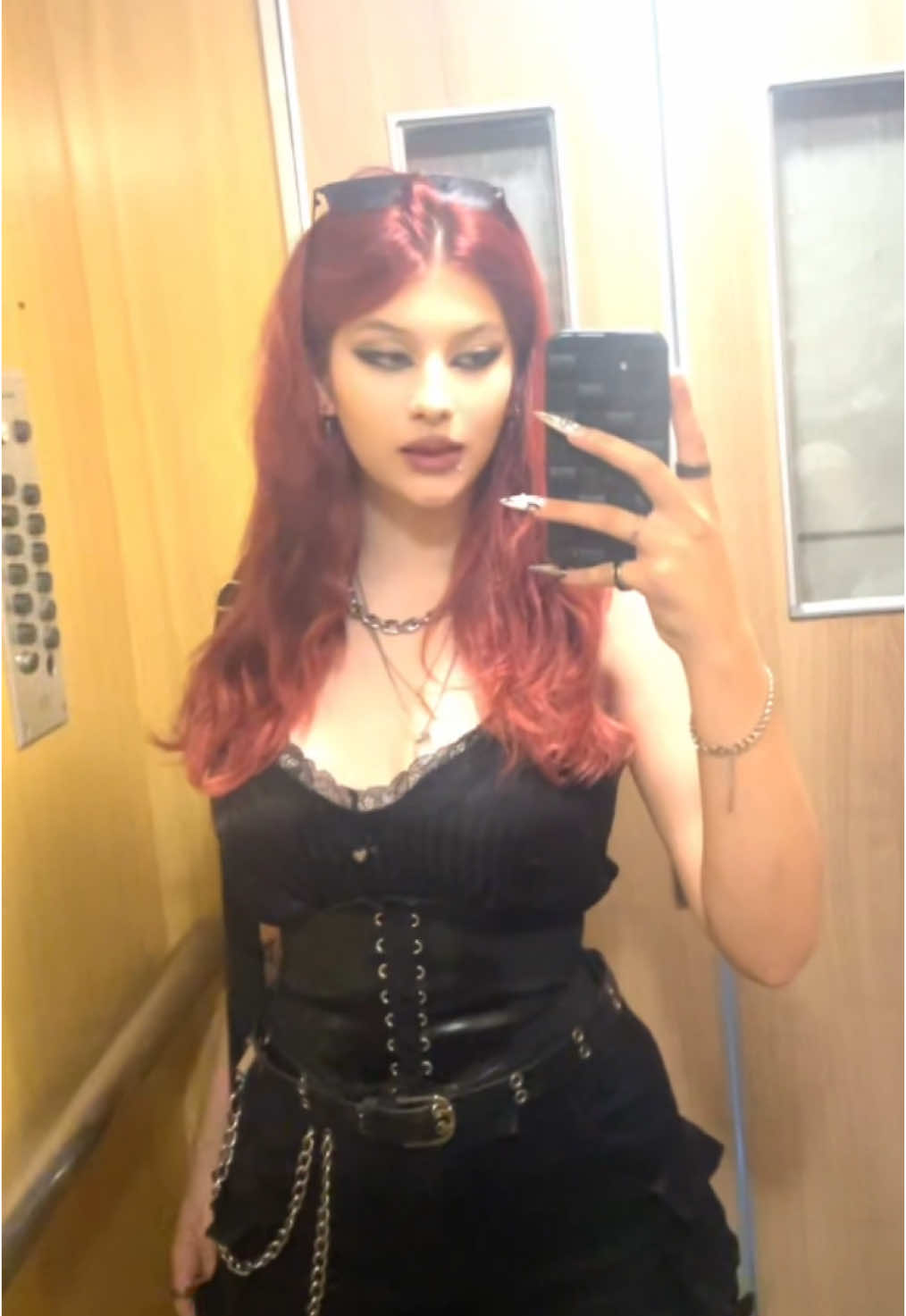@🏍️
