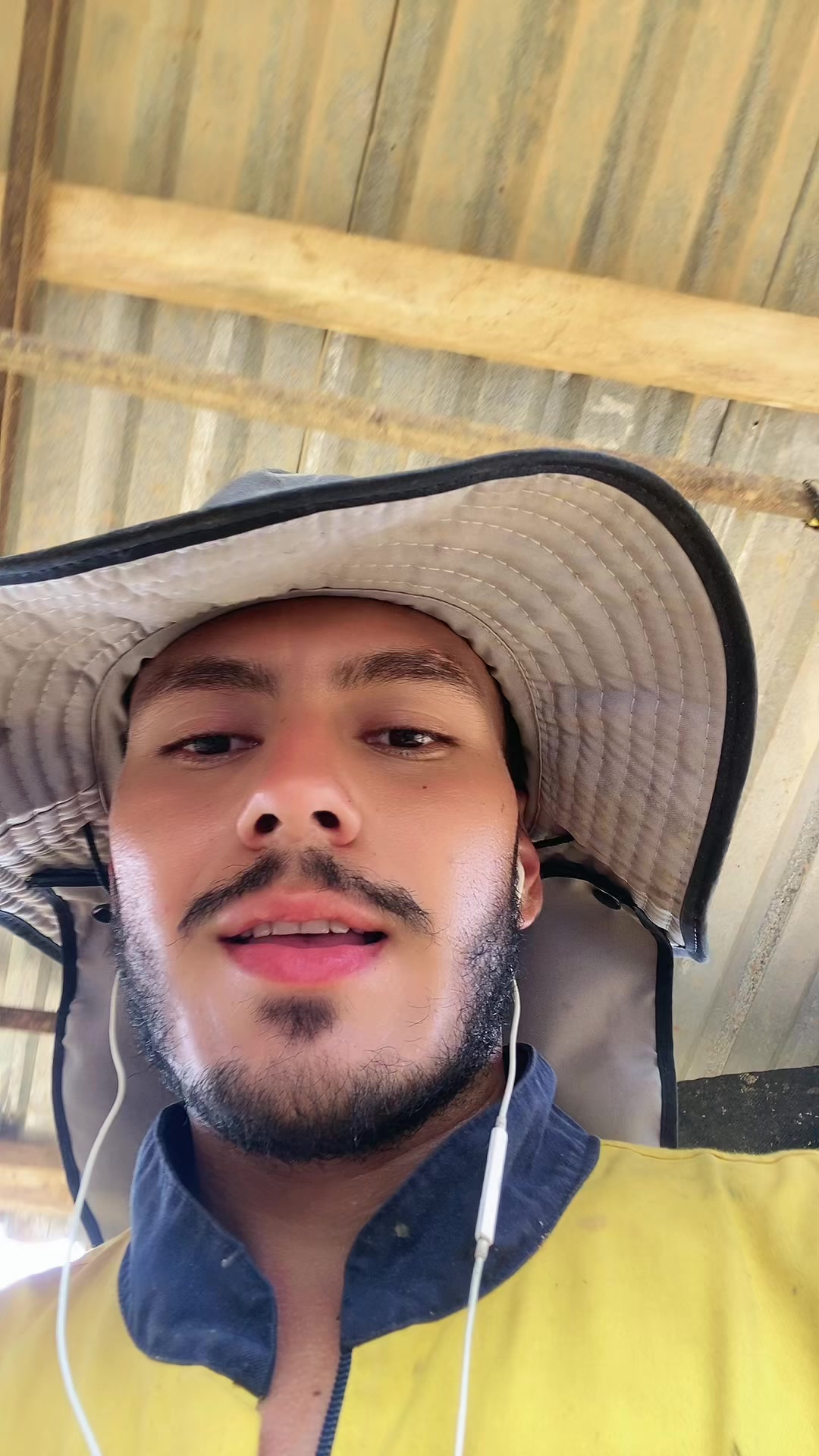 @Santi cardona