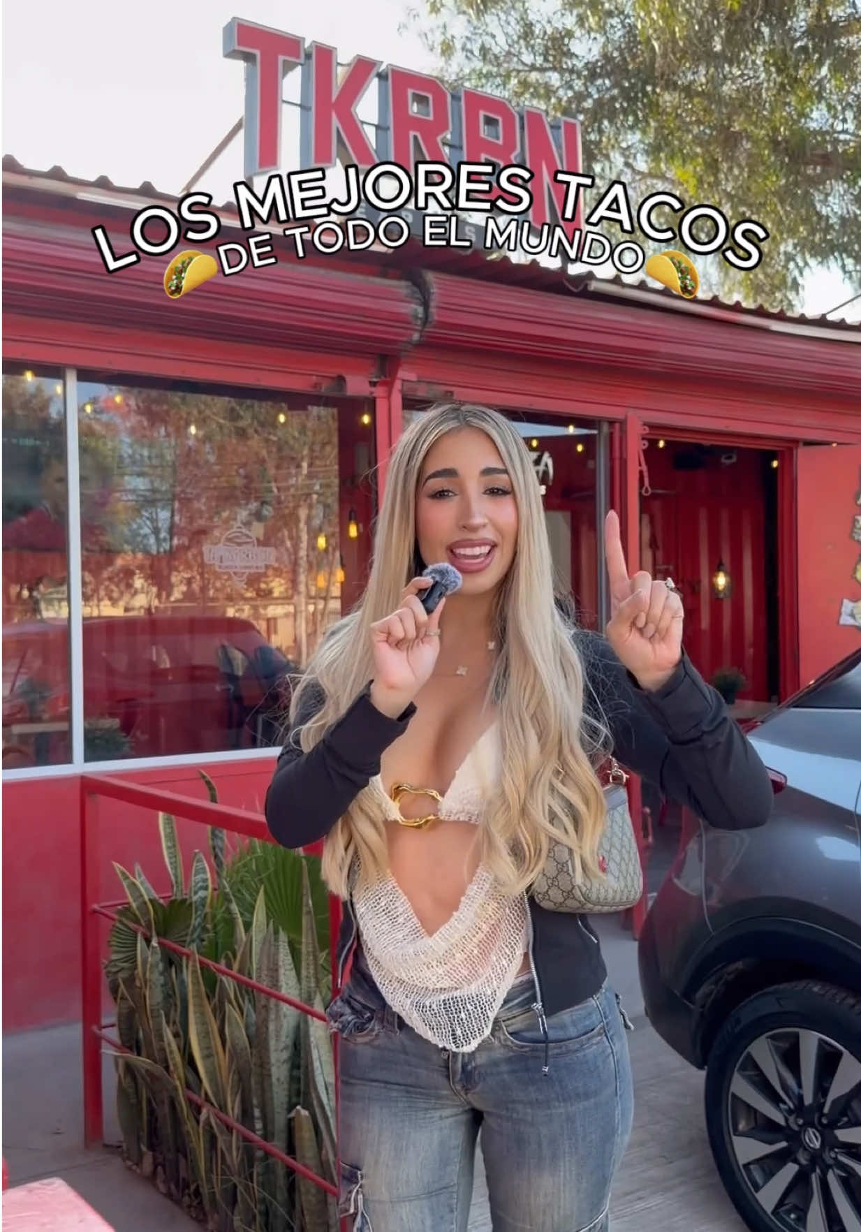 @QueenBuenrostro