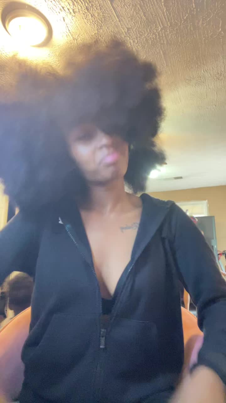 @.. BIGG MAMA 💋..